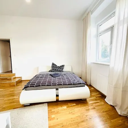Graz-eggenberg Top2 Modern New غراتس